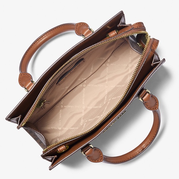 Michael Kors Small Sheila Satchel Crossbody
Bag Brown
NWT - Picture 14 of 16